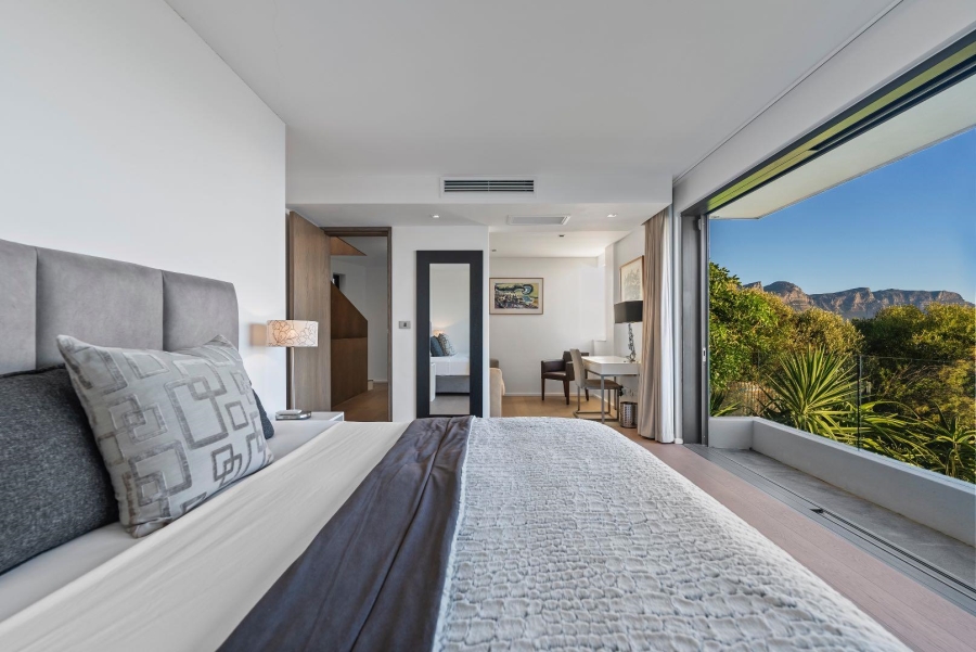 To Let 1 Bedroom Property for Rent in Bantry Bay Western Cape